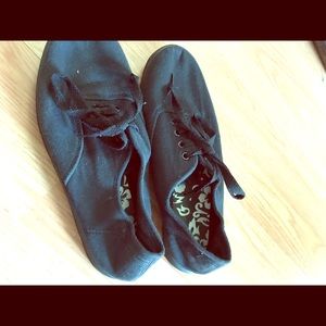 Keds sneakers men’s size 9.